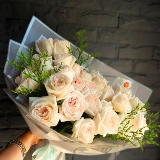 Букет из 25 Пионовидных Роз с доставкой по Алматы от Оранж Алматы