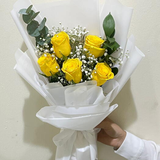 5 Yellow Roses Bouquet