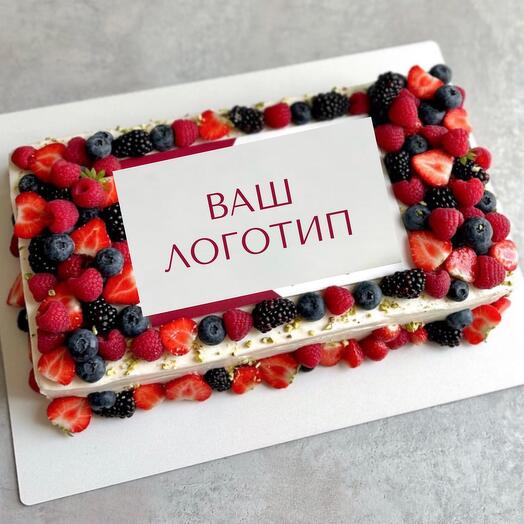 Корпоративный торт с логотипом и ягодами (от 20 порций)