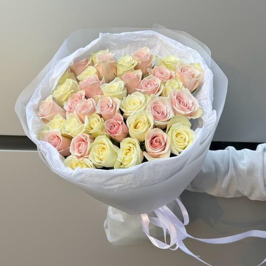 35 кенийских роз