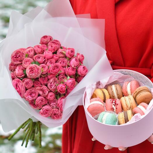 Хит! Букет из кустовой пионовидной розы "Romance" 9 шт и ассорти макарон в шляпной коробке, подарок маме, коллеге, любимой 🥰