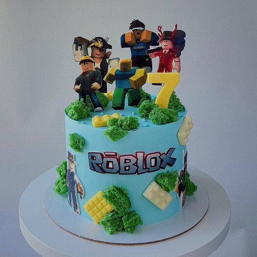 Торт на 1,5 кг "Roblox" со мхом и картинками