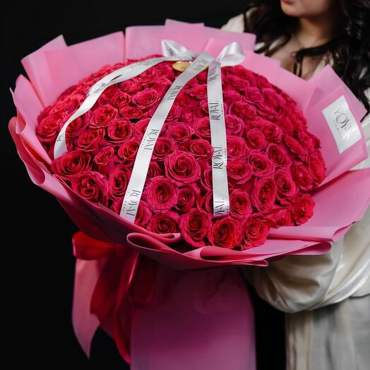 Стильный букет из 101 голландской розы