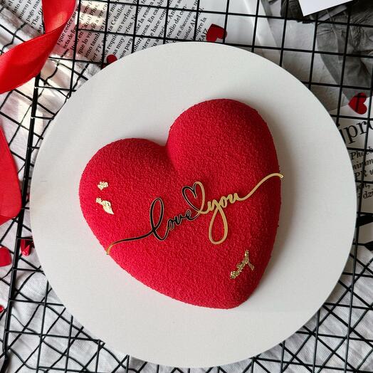 Муссовый торт-сердце «love you» на день святого валентина для любимой, любимого, жены, мужа, девушки, парня