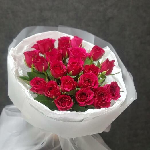 21 red roses