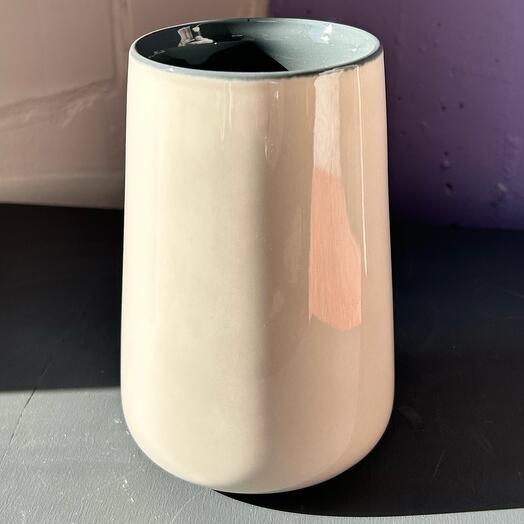 Ваза под цветы 7