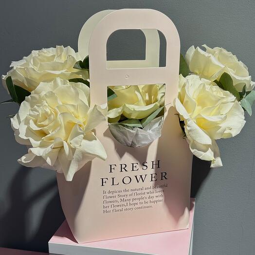 Сумочка с белыми Французскими Розами