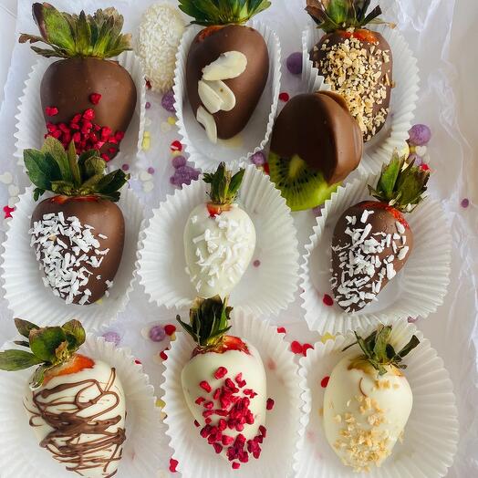 Набор клубника в шоколаде 9 штук
