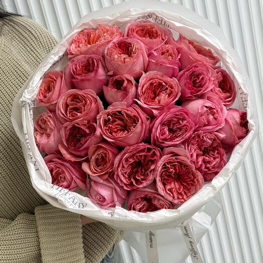 Букет от студии «TIFFANY» пионовидные розы pink expression