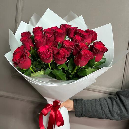 Роза  красная 60 см  25 штук
