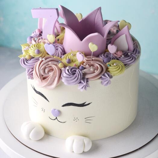 Birthday cake for a girl in the form of a cat with a crown