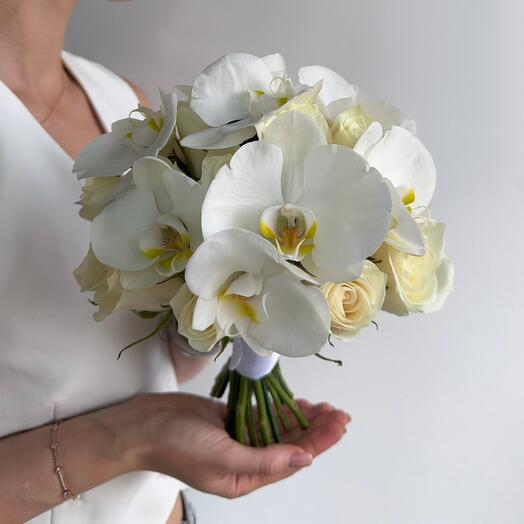 Свадебный букет с орхидеями