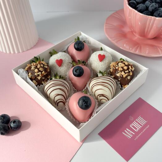 Клубника в шоколаде, набор «Микс» (для подруги, жены, девушки)