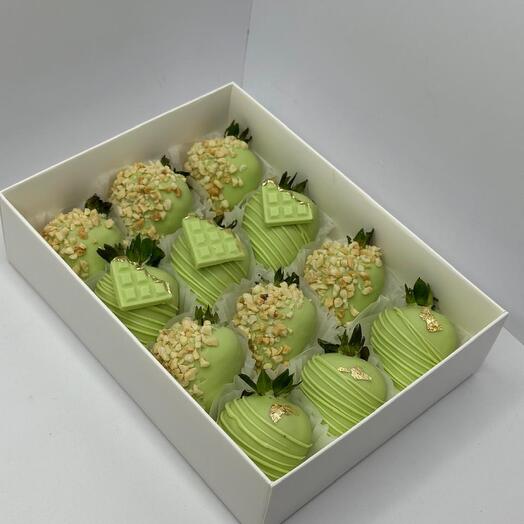 Chocolate Covered Strawberry Set