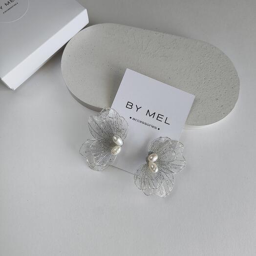 Серьги "Pearl" из витрали ручной работы, свадебные серьги, праздничные серьги
