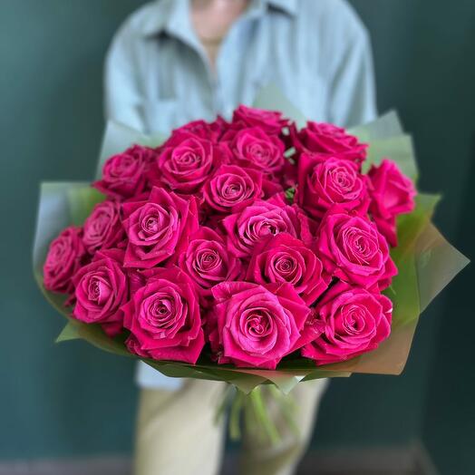 Bouquet of 21 raspberry-colored Russian roses