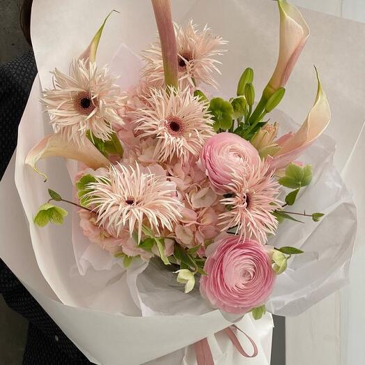 Вибір дизайнера (у рожевому)