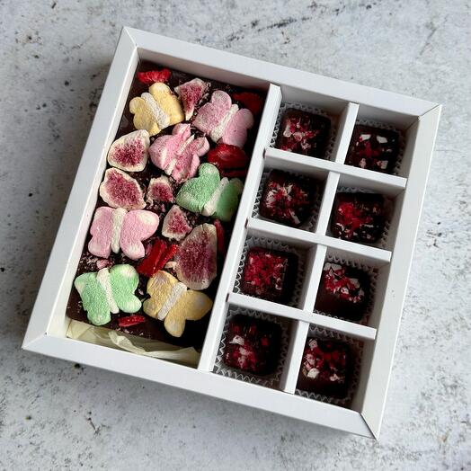 Шоколад с конфетами «Бабочки»