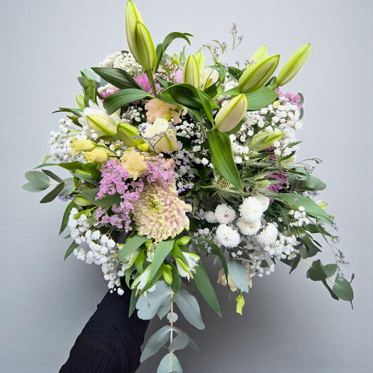 White Aurora Bouquet