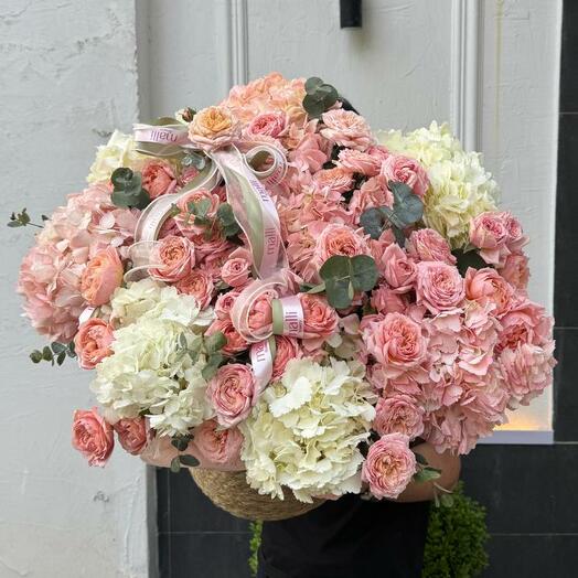 Нежнее только её глаза