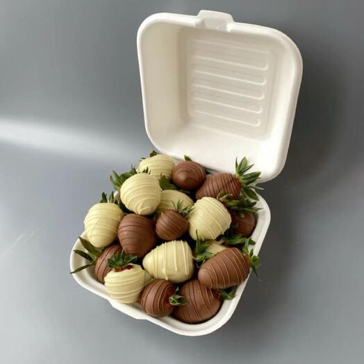 Мини клубничка в шоколаде