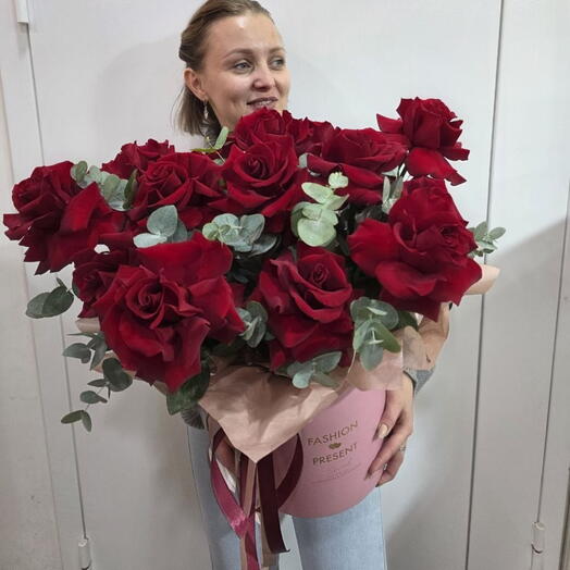 Французские розы в коробке
