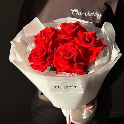 Букет алых роз «Нина»