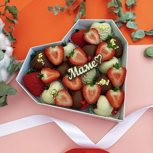 Клубника в шоколаде «Сердце» Маме