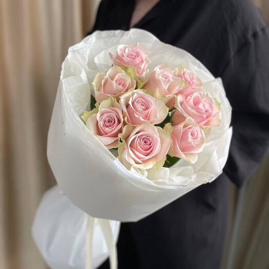 Букет из нежных роз 🌸