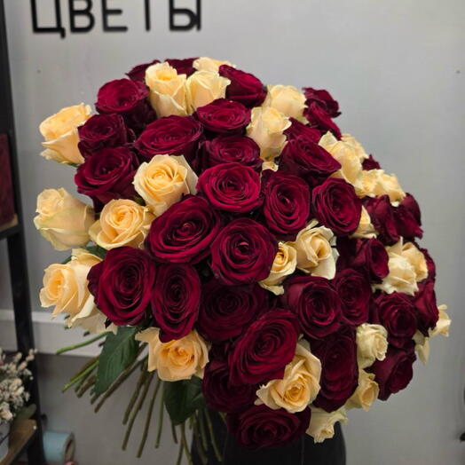 Микс из королевских роз 75шт