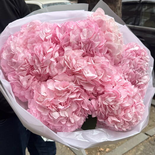 Pink cloud Hydrangeas mono bouquet