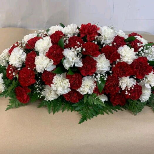 Композиция на крышку гроба