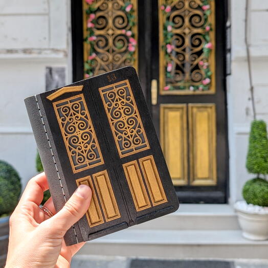 Black and gold Belgrade door notebook