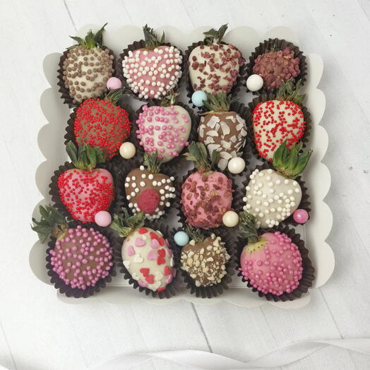 Клубника в шоколаде 16 шт