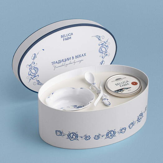 Подарочный набор «Традиции в веках» с икрой 125 г Beluga Farm x Гжельский фарфор