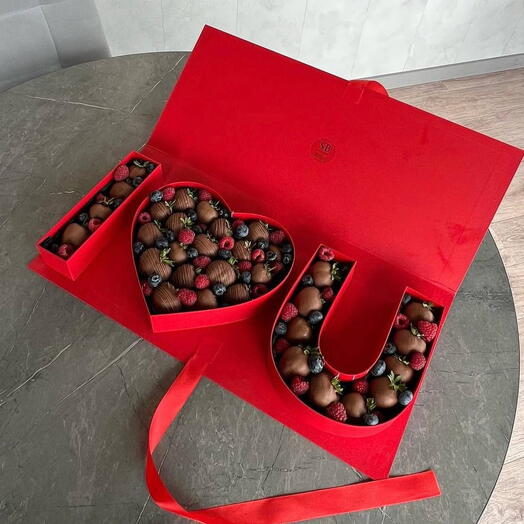Клубника в шоколаде «i love u»