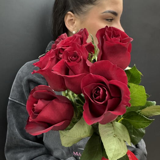 7 красных под под ленту♥️