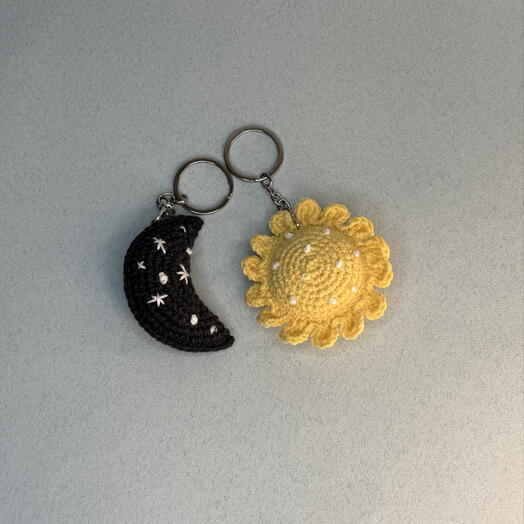Брелки парные ручной работы