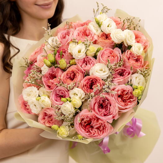 25 пионовидных роз Pink Expression, 10 эустом Rossi White, лимониум