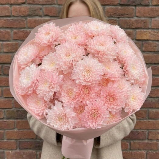 Нежный букет из кустовой нежно - розовой хризантемы🌸