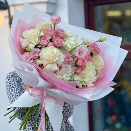 Бело-розовый сборный букет 🥰