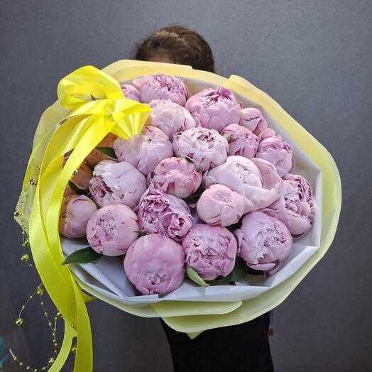Монобукет 25 розовых пионов