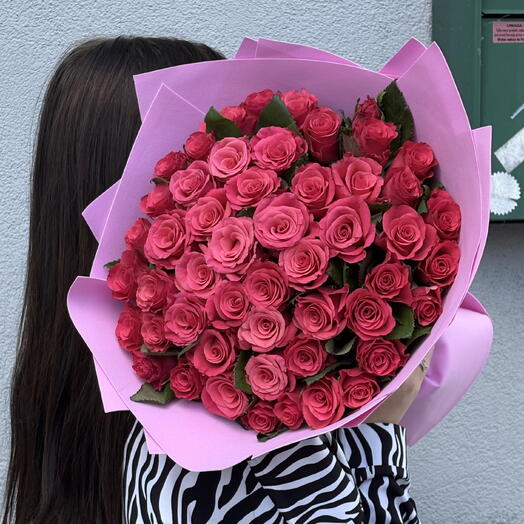 Монобукет из 51 малиновой розы