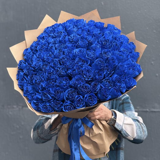 Синие розы её точно удивят 💙101