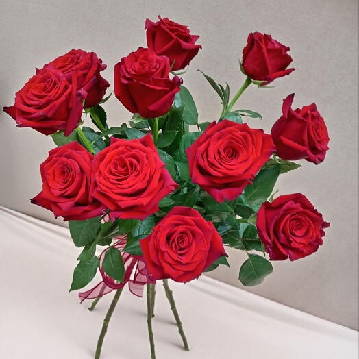 11 Roses Ecuador