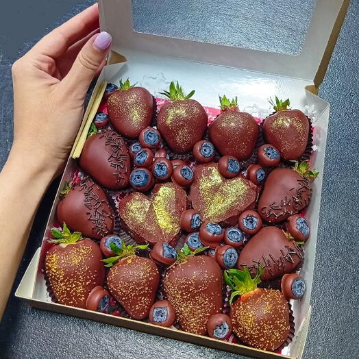 Клубника в шоколаде подарочный набор