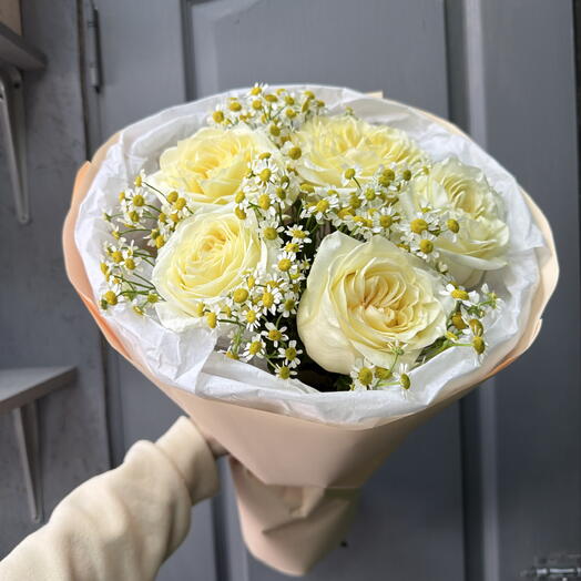 Авторский букет с розой и ромашкой💐☺️