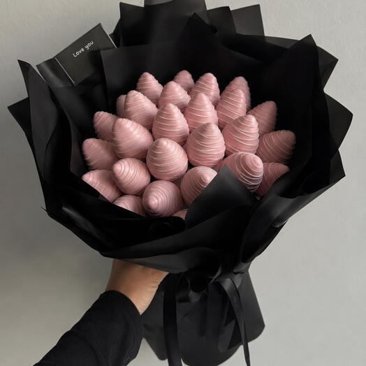 Букет клубники в шоколаде 27 ягод Pink chocolate