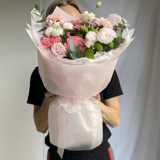 Букет с эустомами и диантусами💞