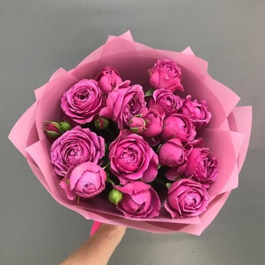 Букет из кустовых пионовидных роз 7🥰